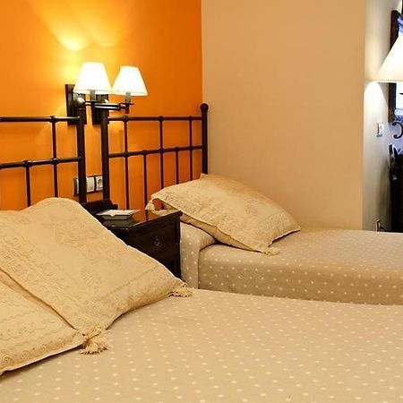 Hostal Vidaller บีเอลซา ภายนอก รูปภาพ